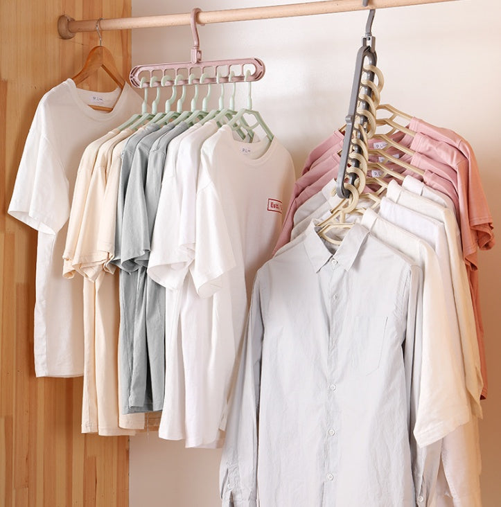 Plastic Clothes Hanger with Hook