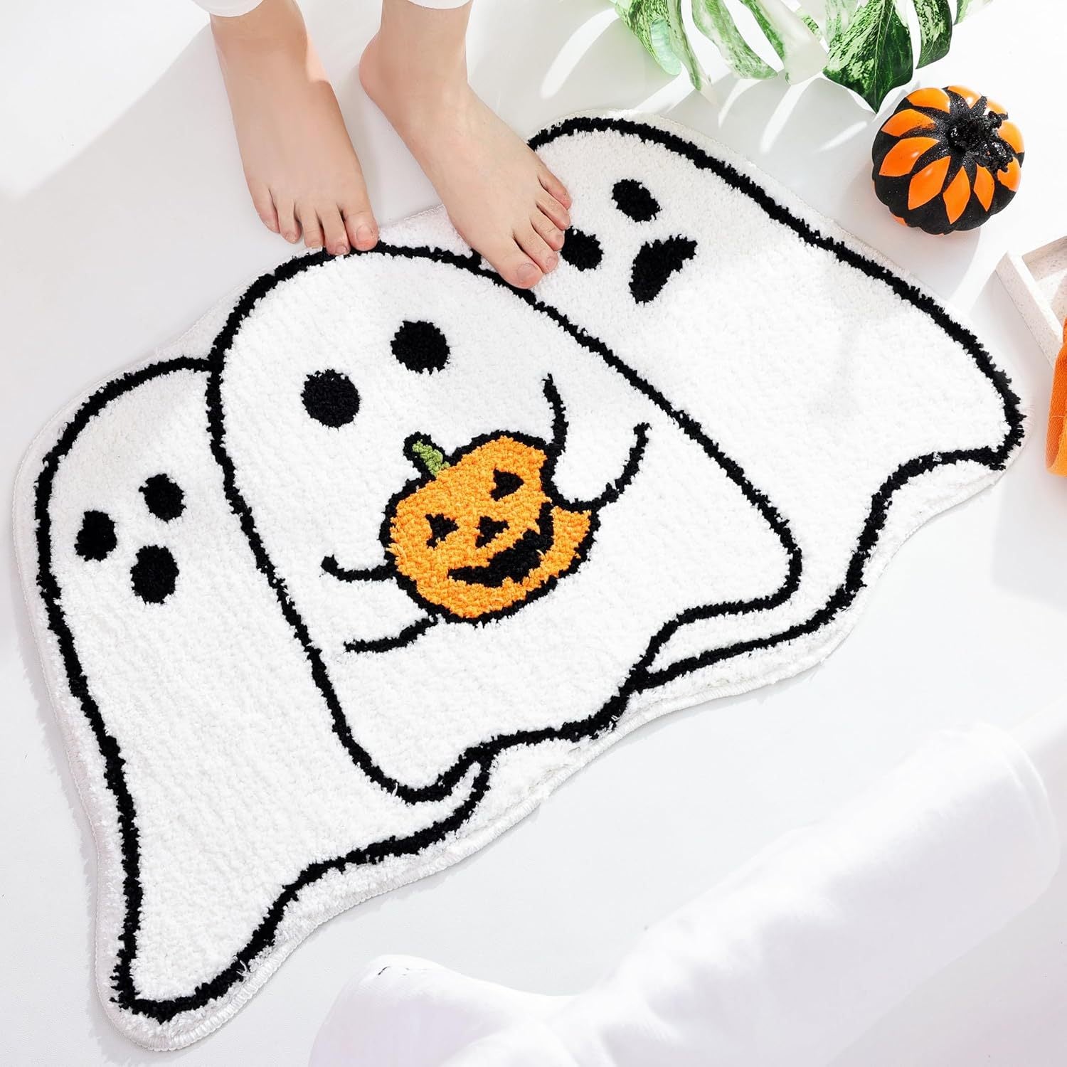 American-Style Halloween Ghost Cashmere Mat