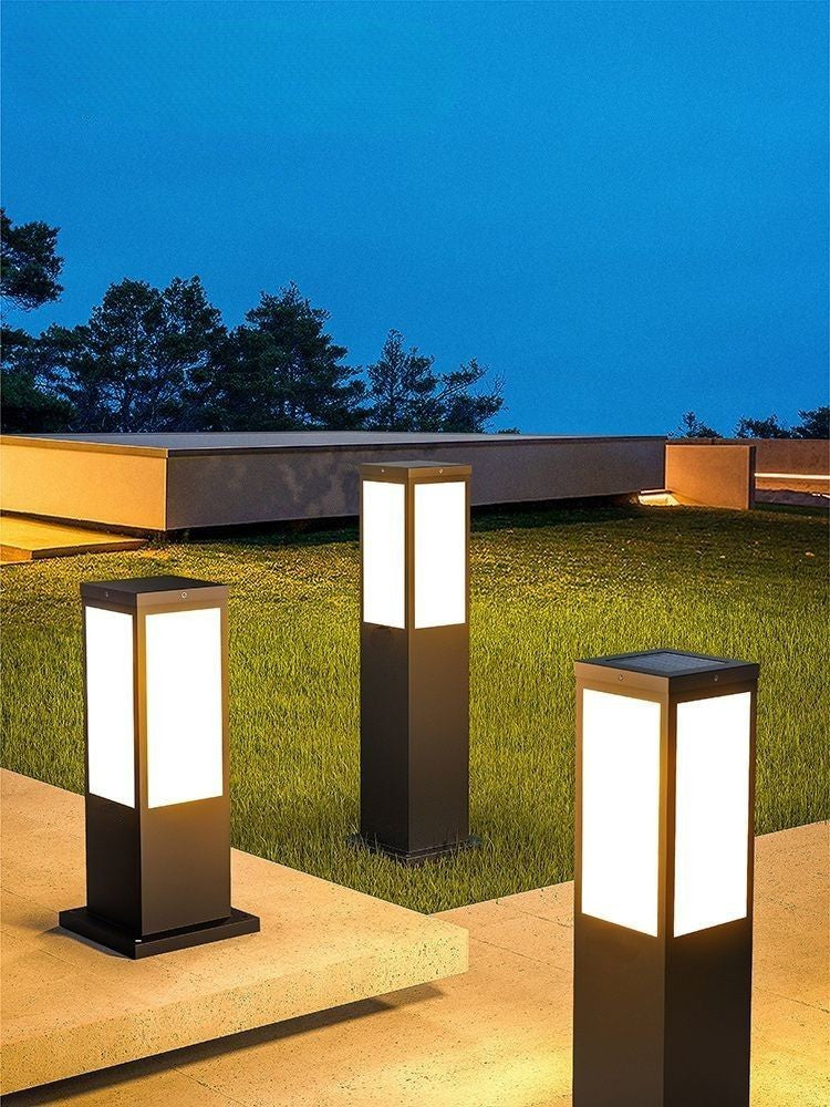 Outdoor Waterproof Lawn Lamp